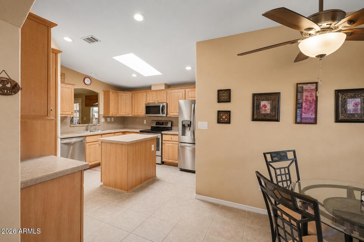7373 E US HIGHWAY 60 97, Gold Canyon, AZ 85118 — photo 4 of 20