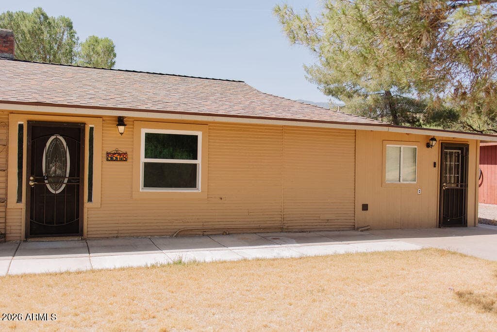 8578 S ICE HOUSE CANYON Road, Globe, AZ 85501 — photo 5 of 53