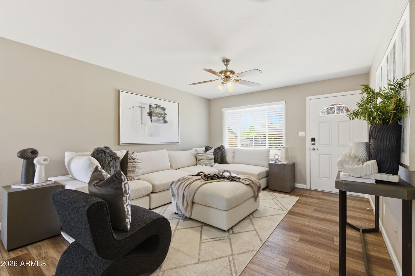 1527 W ALAMO Drive, Chandler, AZ 85224 — photo 2 of 31