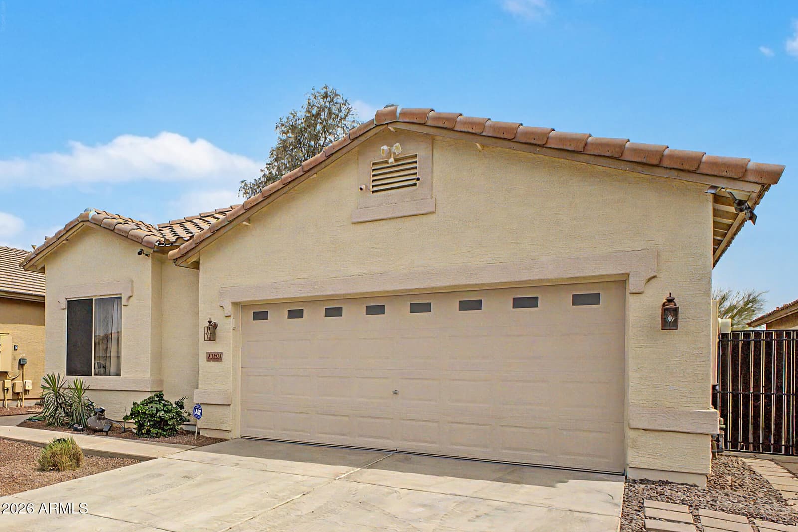 12801 W GLENROSA Drive, Litchfield Park, AZ 85340 — photo 4 of 37