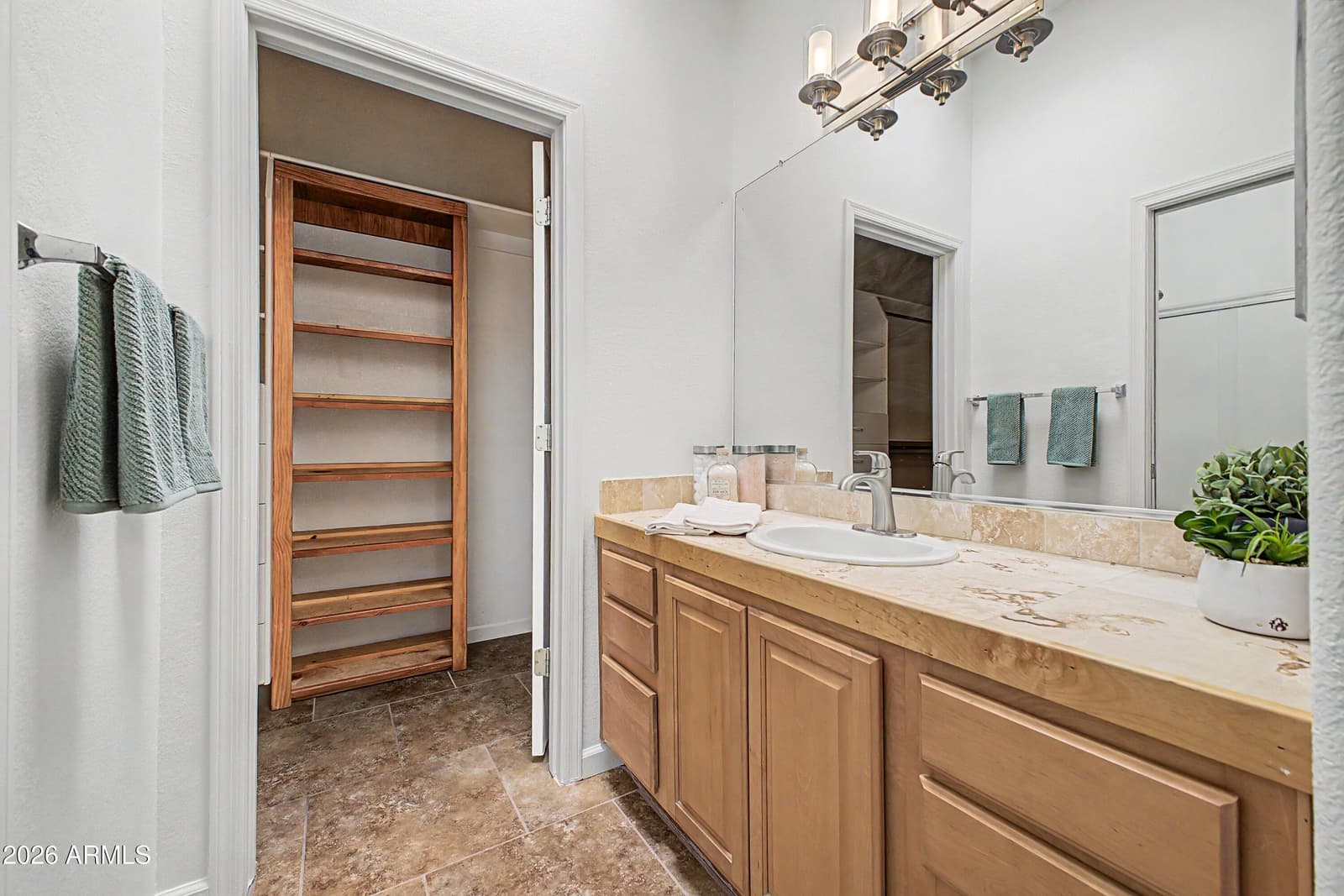 7024 S 32ND Place, Phoenix, AZ 85042 — photo 12 of 32