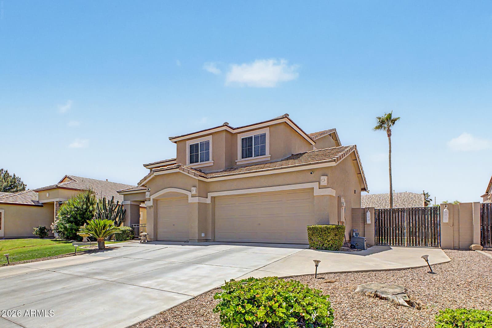 3455 E MAYBERRY Court, Gilbert, AZ 85297 — photo 2 of 35