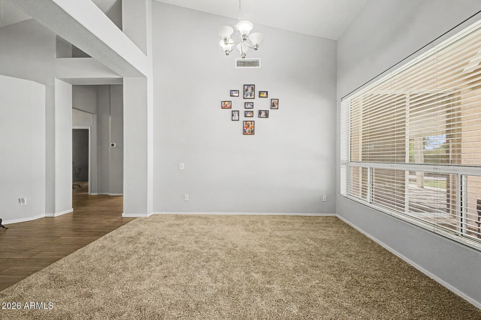 725 W BEVERLY Lane, Phoenix, AZ 85023 — photo 7 of 43