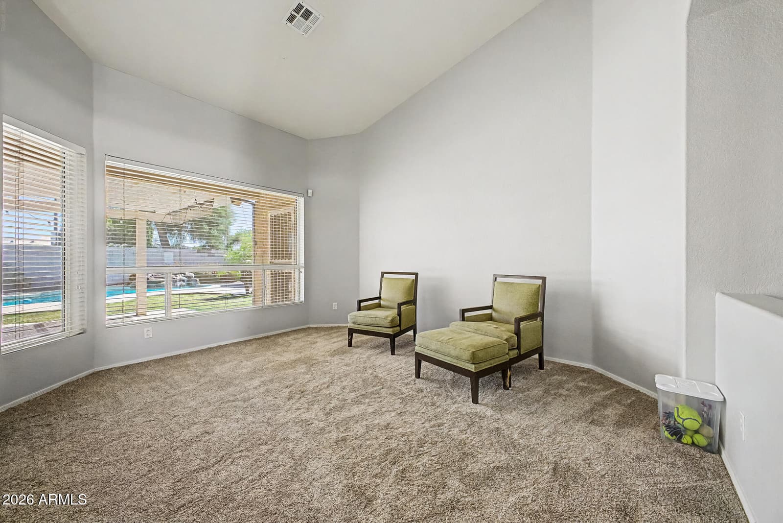 725 W BEVERLY Lane, Phoenix, AZ 85023 — photo 9 of 43