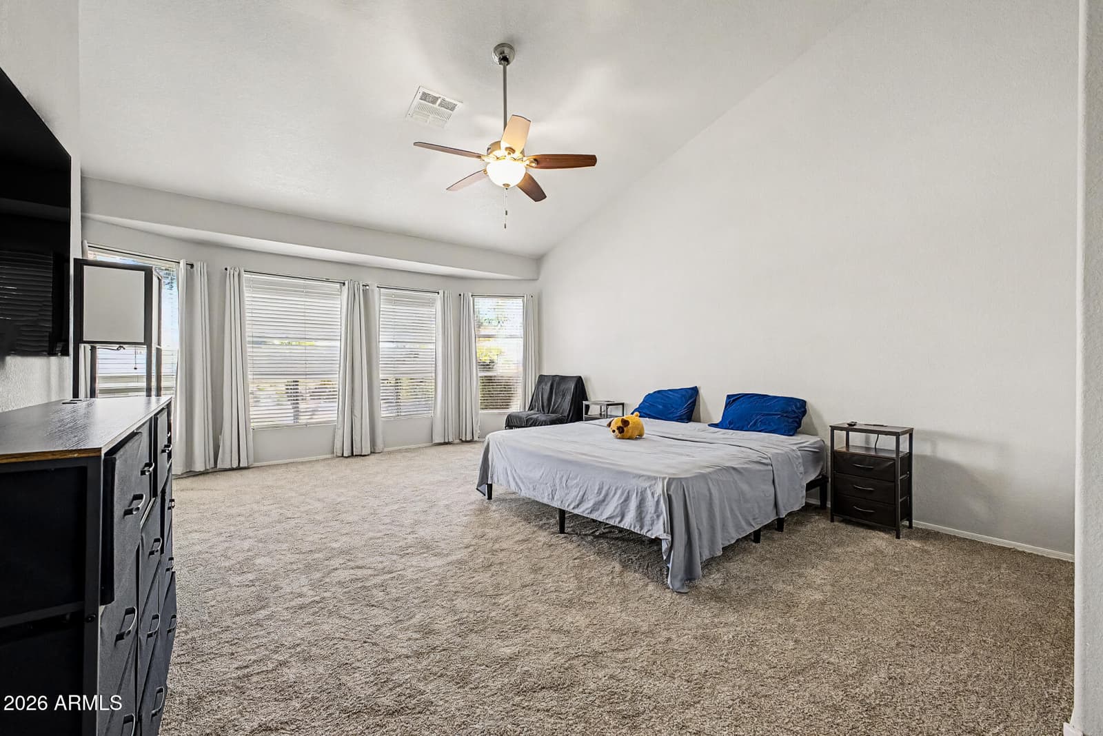 725 W BEVERLY Lane, Phoenix, AZ 85023 — photo 20 of 43
