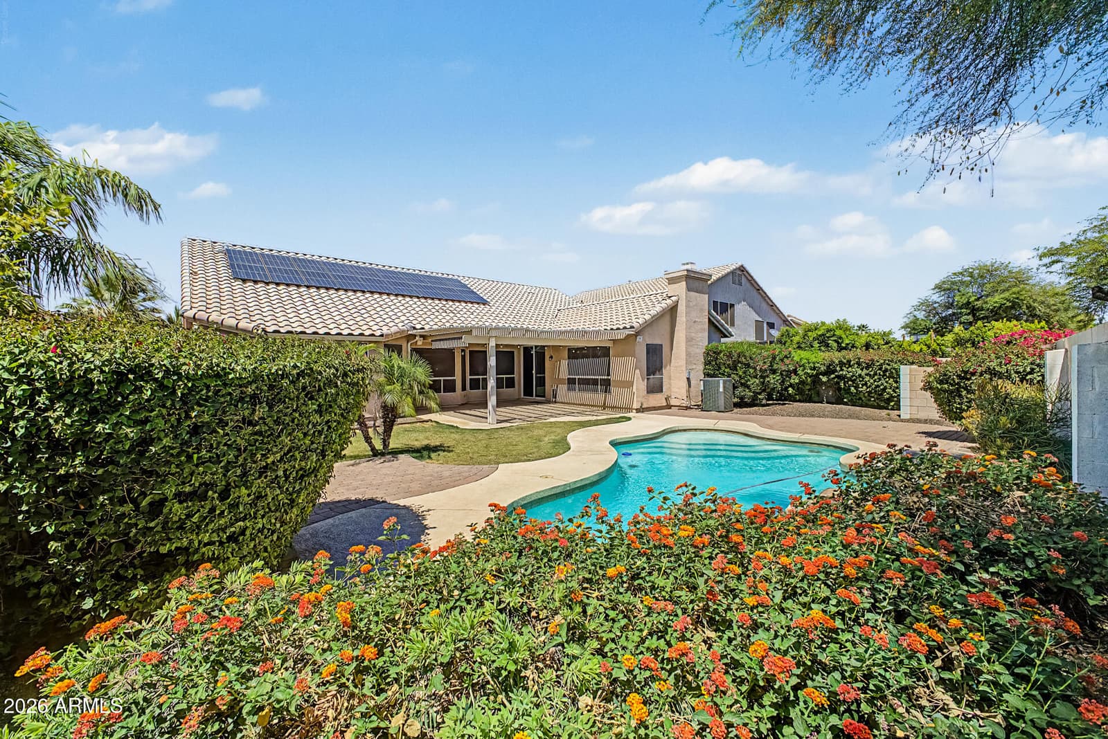 725 W BEVERLY Lane, Phoenix, AZ 85023 — photo 40 of 43