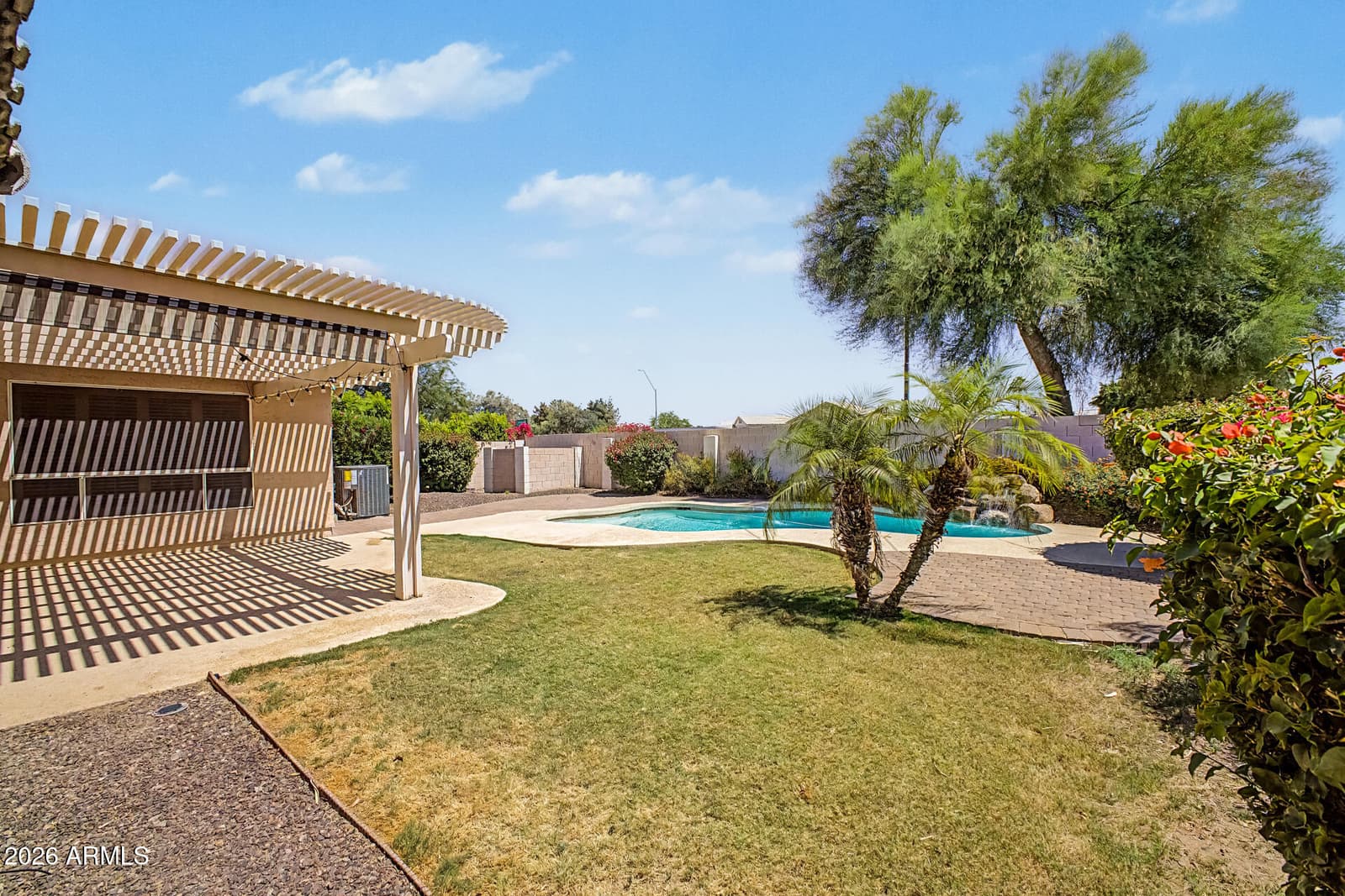 725 W BEVERLY Lane, Phoenix, AZ 85023 — photo 42 of 43