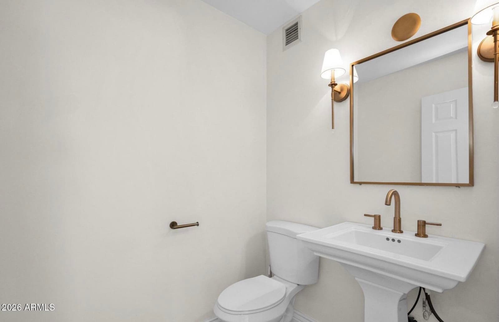8434 E SAN BERNARDO Drive, Scottsdale, AZ 85258 — photo 13 of 36