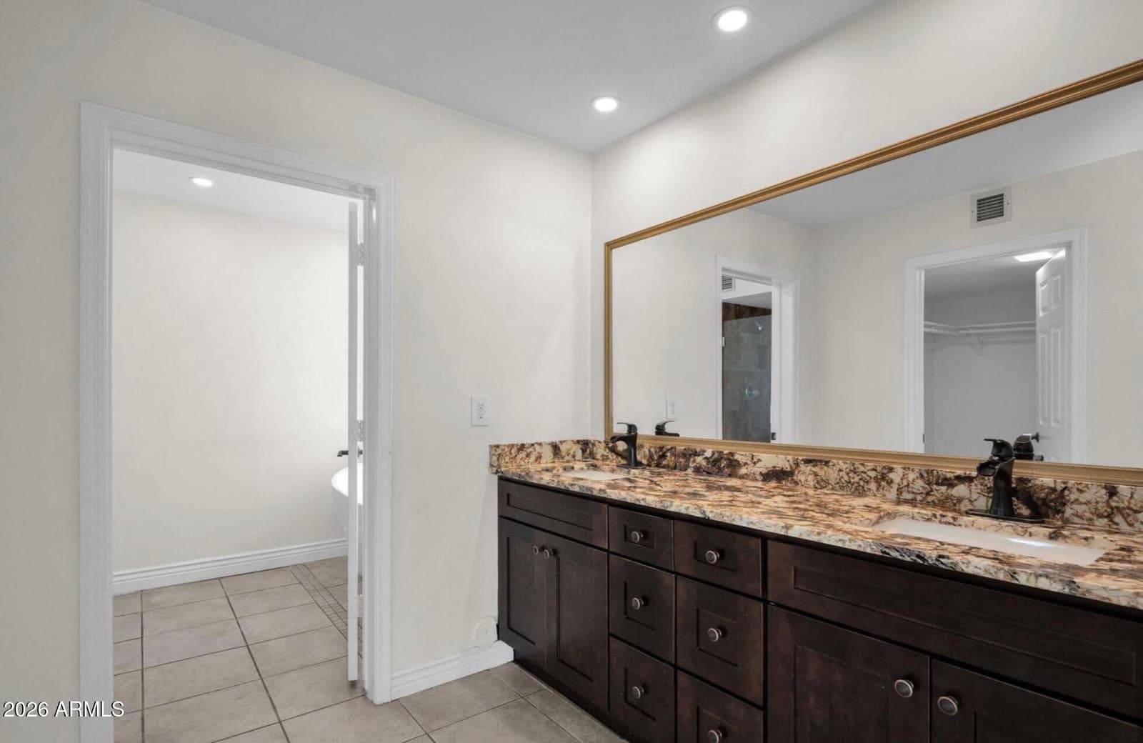 8434 E SAN BERNARDO Drive, Scottsdale, AZ 85258 — photo 16 of 36