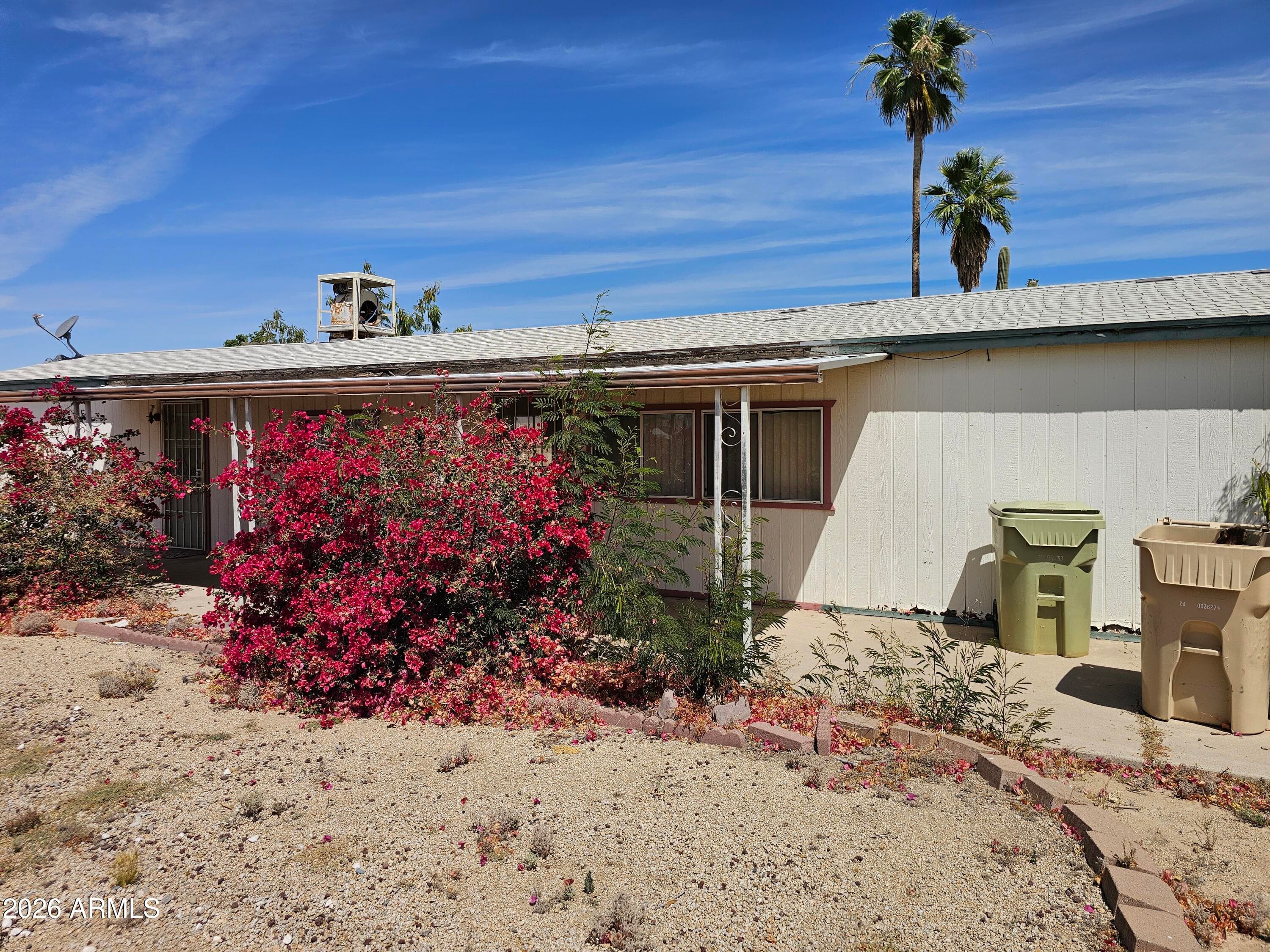 6922 W PARADISE Lane, Peoria, AZ 85382 — photo 2 of 9
