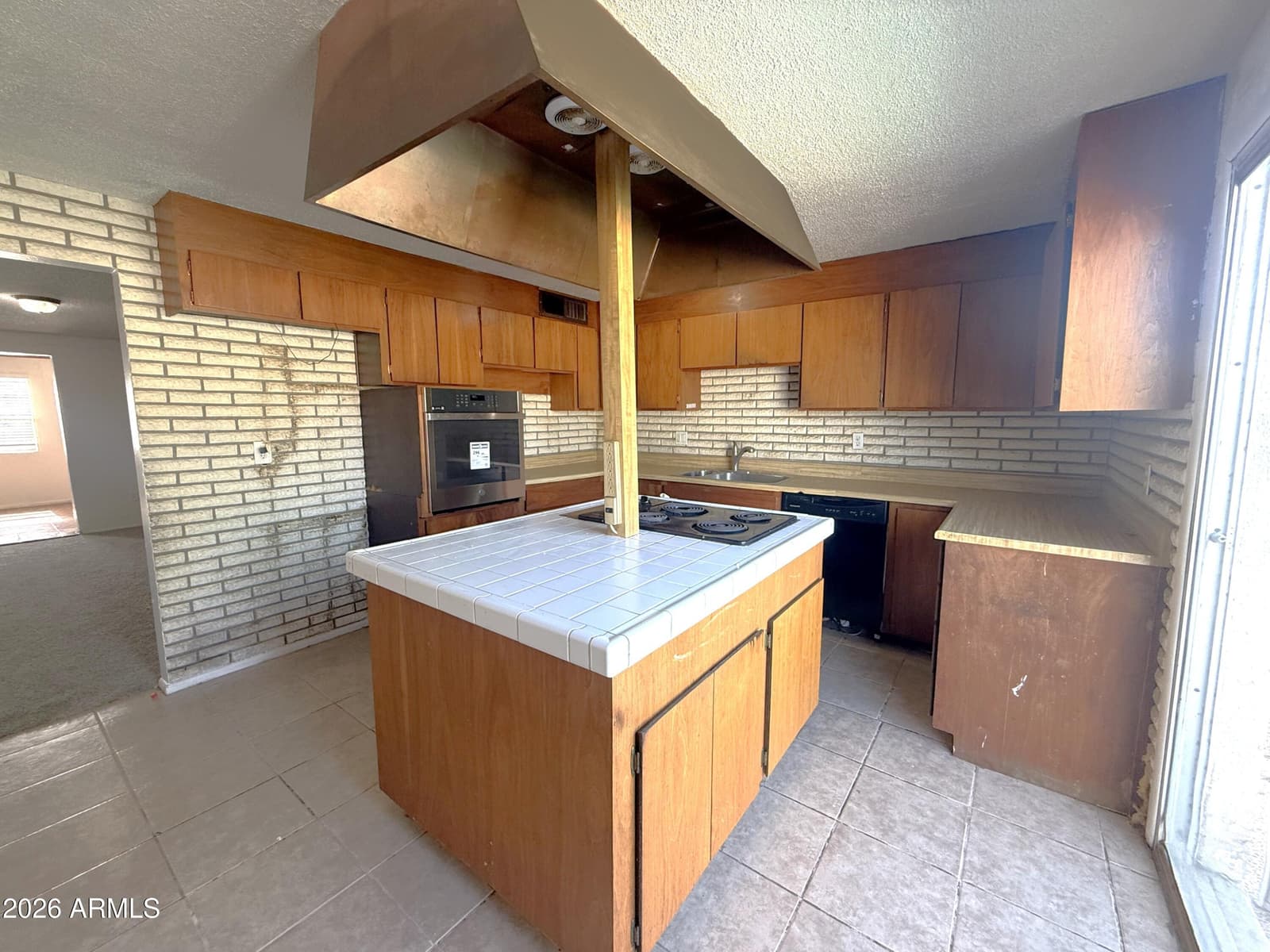 4317 N 71st Lane, Phoenix, AZ 85033 — photo 6 of 18