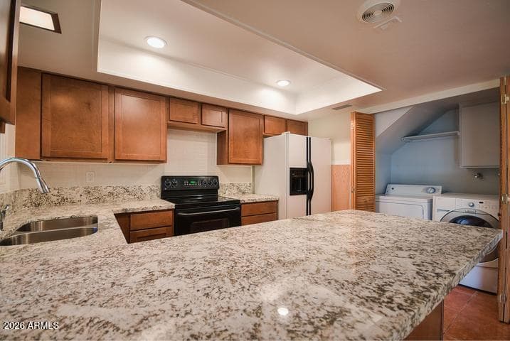 4550 N 15TH Avenue, Phoenix, AZ 85015 — photo 2 of 20