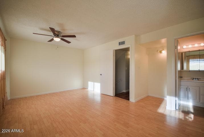 4550 N 15TH Avenue, Phoenix, AZ 85015 — photo 12 of 20