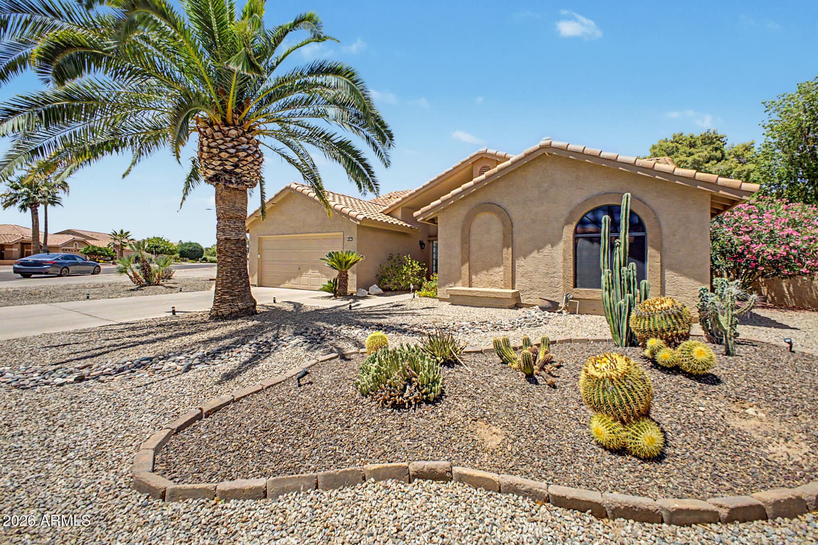 9146 W ORAIBI Drive, Peoria, AZ 85382 — photo 7 of 36