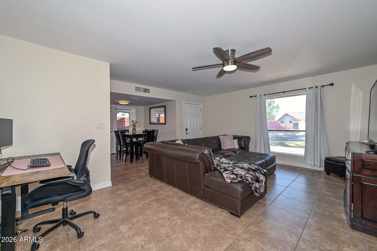 202 E Betty Elyse Lane, Phoenix, AZ 85022 — photo 10 of 30