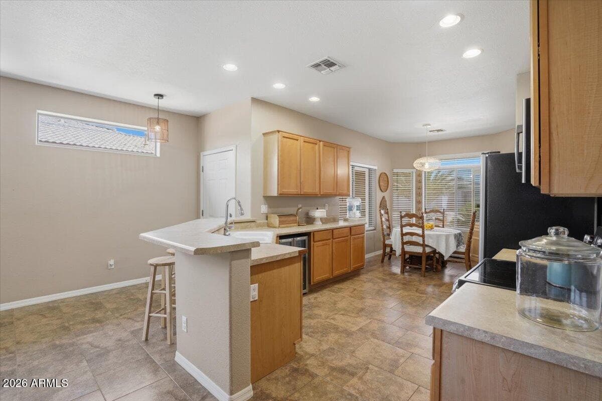 1231 N LANTANA Place, Casa Grande, AZ 85122 — photo 5 of 53