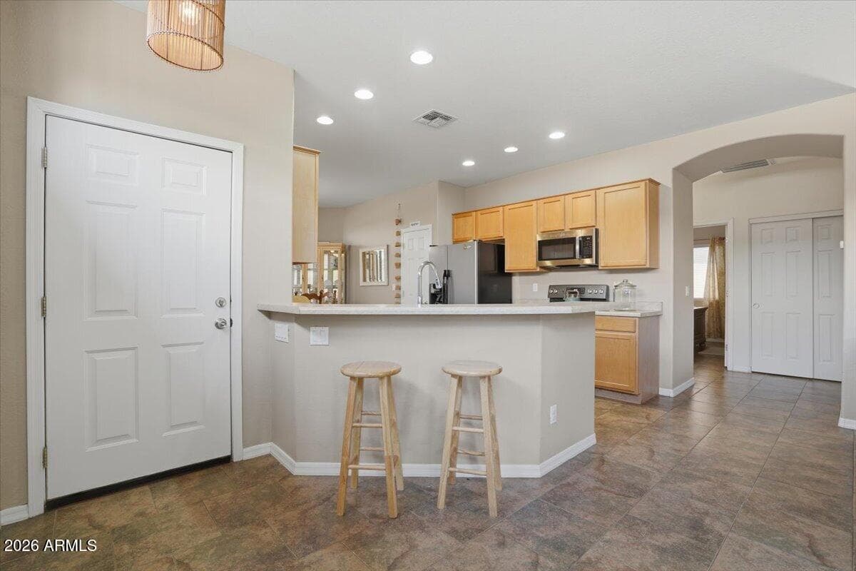 1231 N LANTANA Place, Casa Grande, AZ 85122 — photo 18 of 53