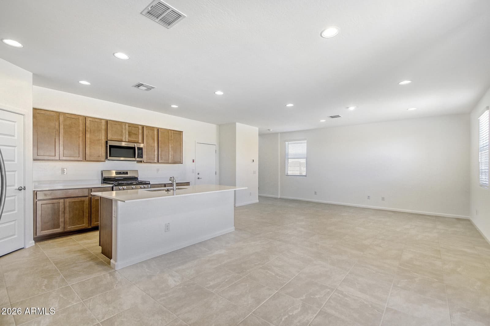 23192 W PARKWAY Drive, Buckeye, AZ 85326 — photo 7 of 23