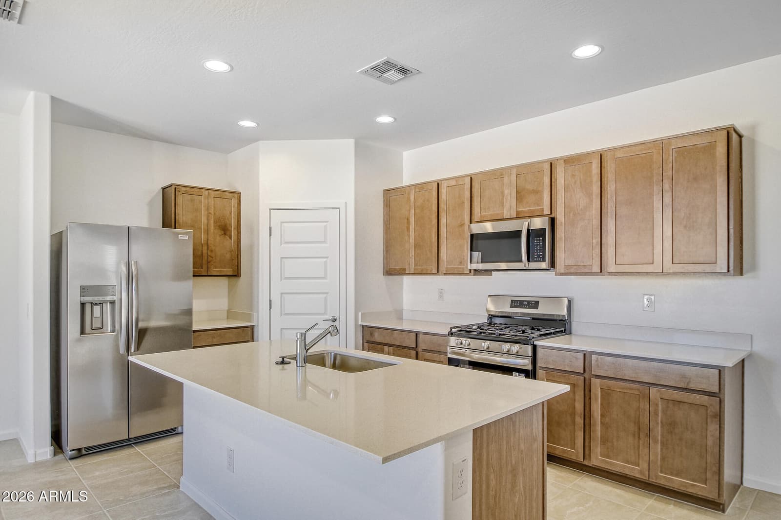 23192 W PARKWAY Drive, Buckeye, AZ 85326 — photo 5 of 23