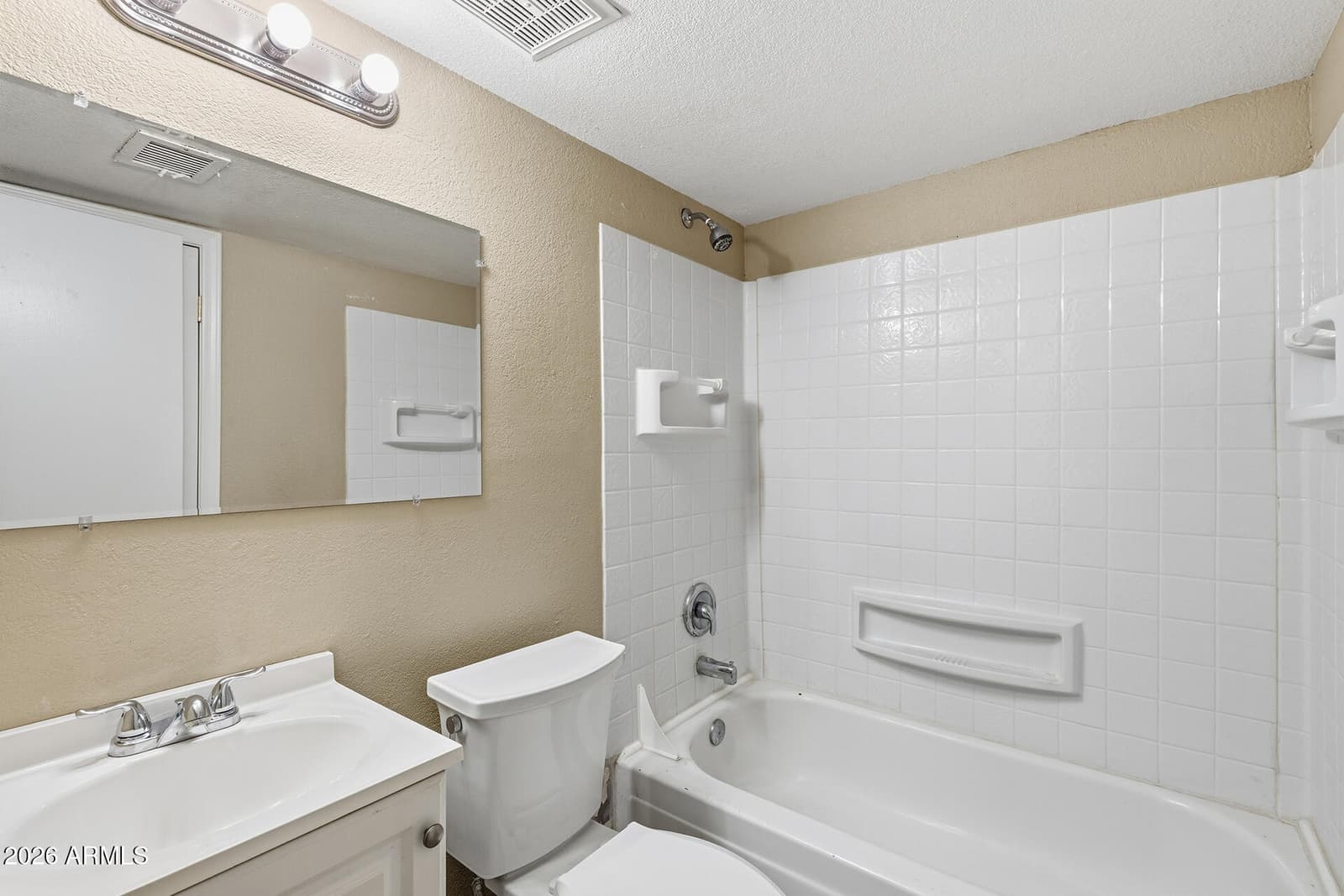 8888 N 47TH Avenue 220, Glendale, AZ 85302 — photo 10 of 24