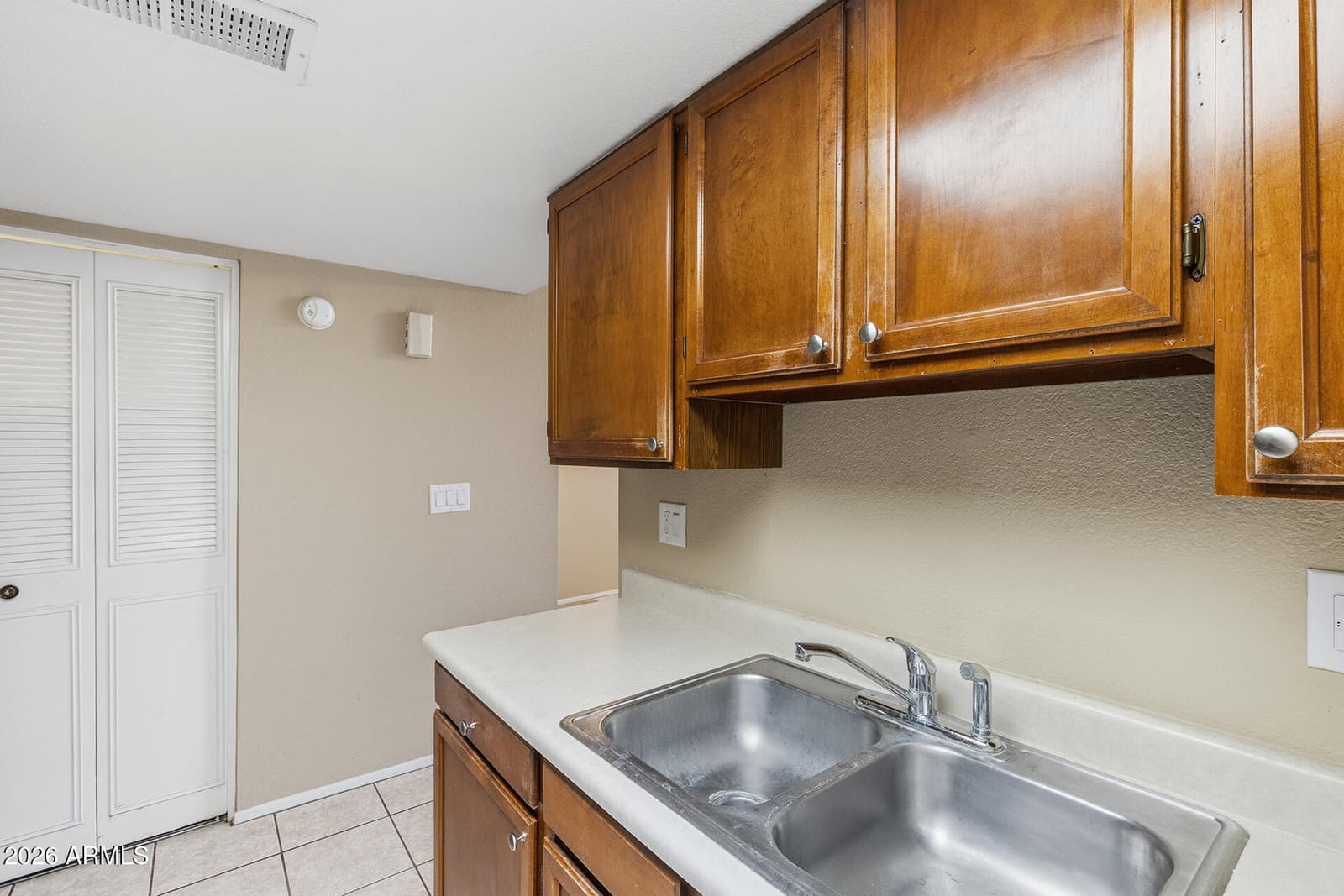 8888 N 47TH Avenue 220, Glendale, AZ 85302 — photo 14 of 24