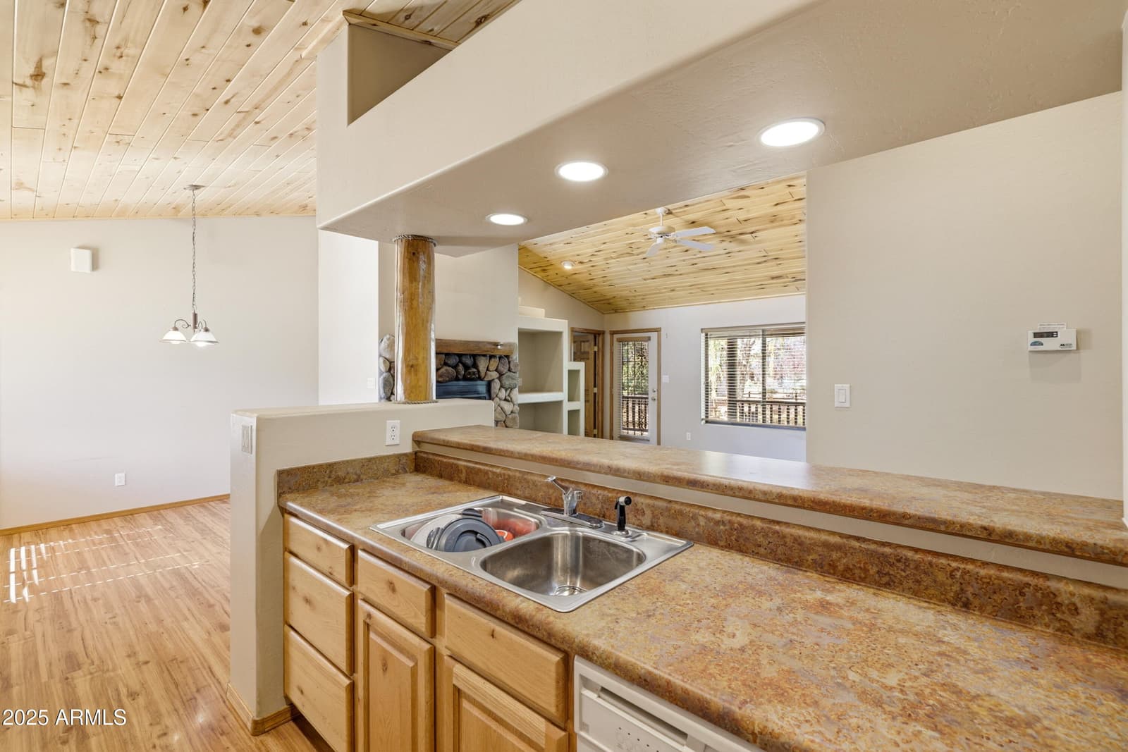 2348 S BUFFALO Loop, Overgaard, AZ 85933 — photo 15 of 35