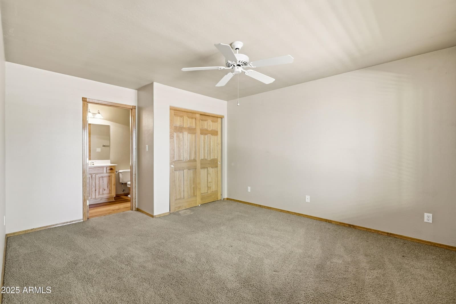 2348 S BUFFALO Loop, Overgaard, AZ 85933 — photo 16 of 35