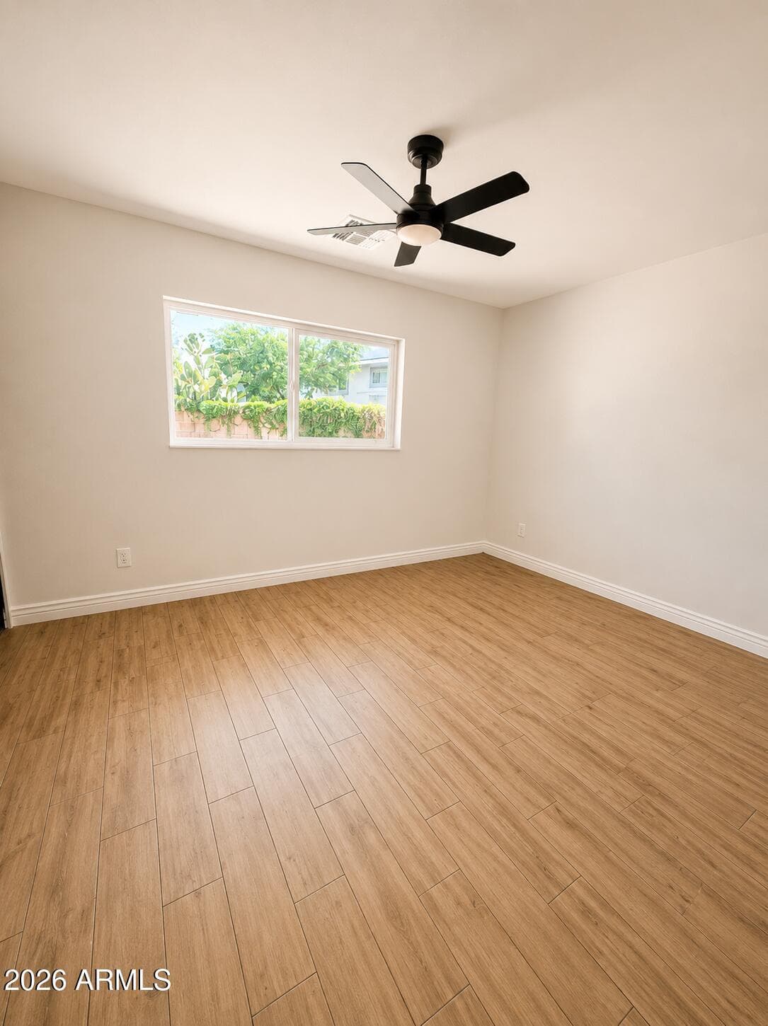 7621 N 48TH Drive, Glendale, AZ 85301 — photo 14 of 31