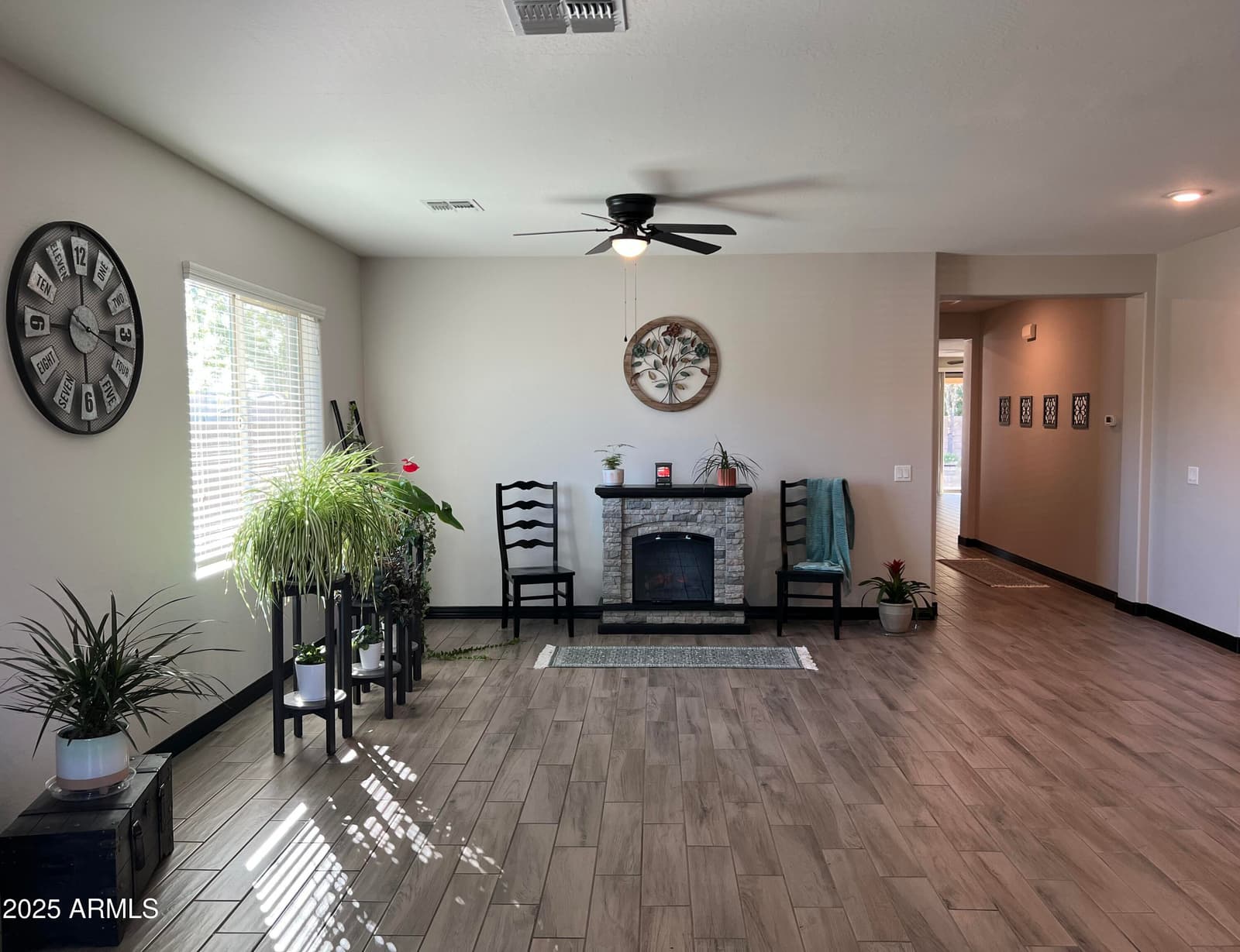 10605 W Catalina Drive, Avondale, AZ 85392 — photo 7 of 59