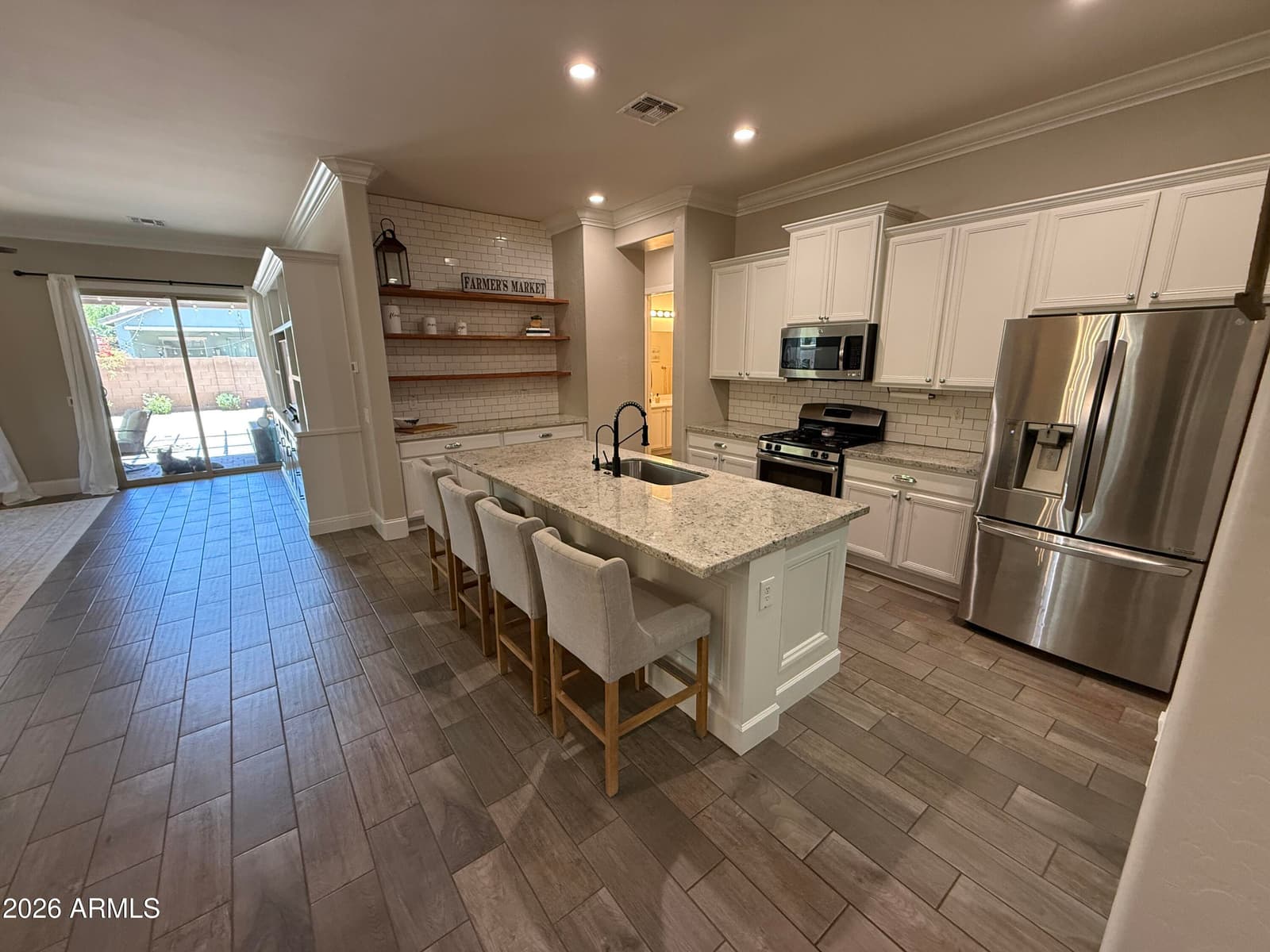 4095 E COMSTOCK Drive, Gilbert, AZ 85296 — photo 16 of 68
