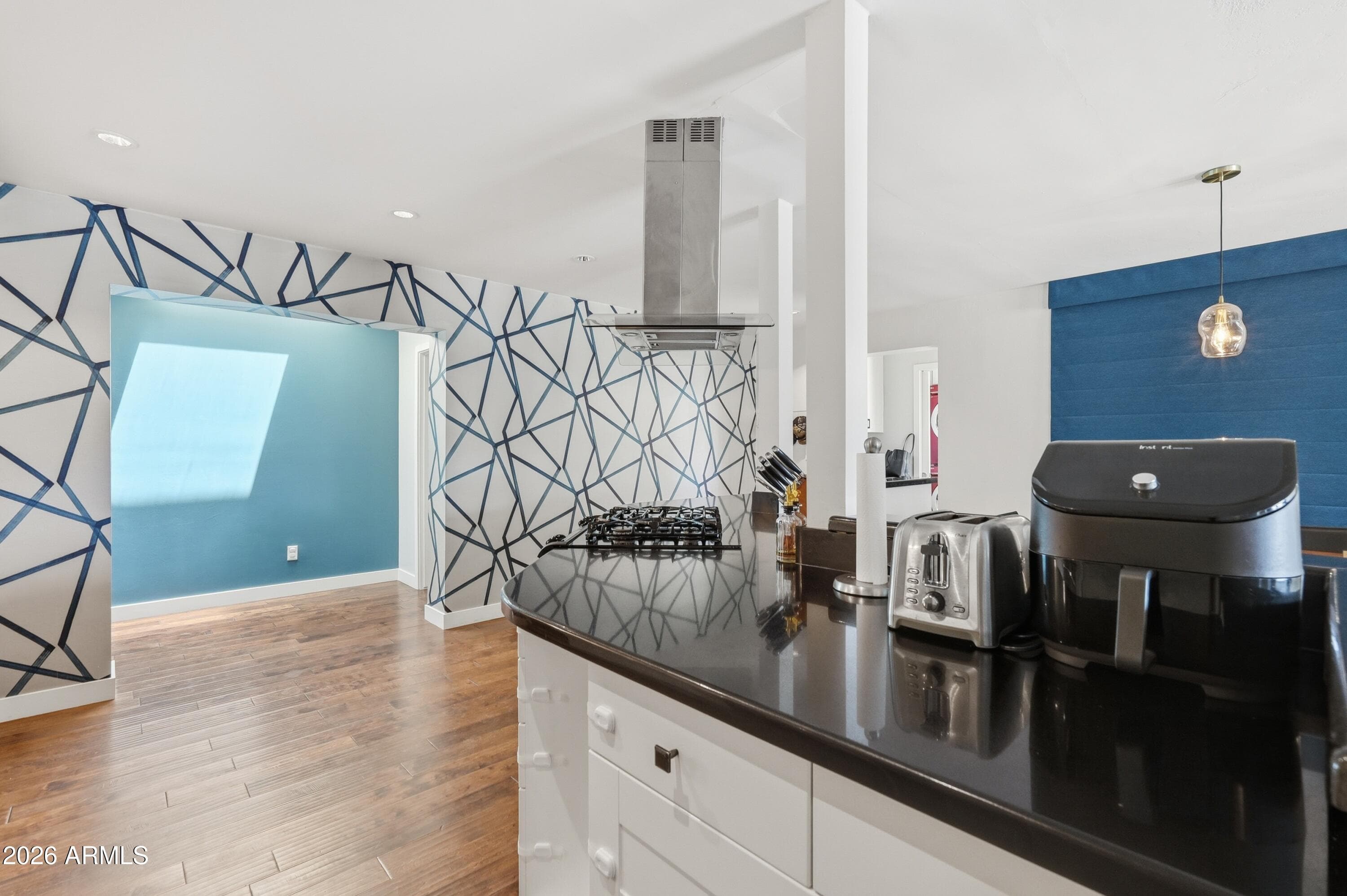 4219 N 34TH Place, Phoenix, AZ 85018 — photo 11 of 54