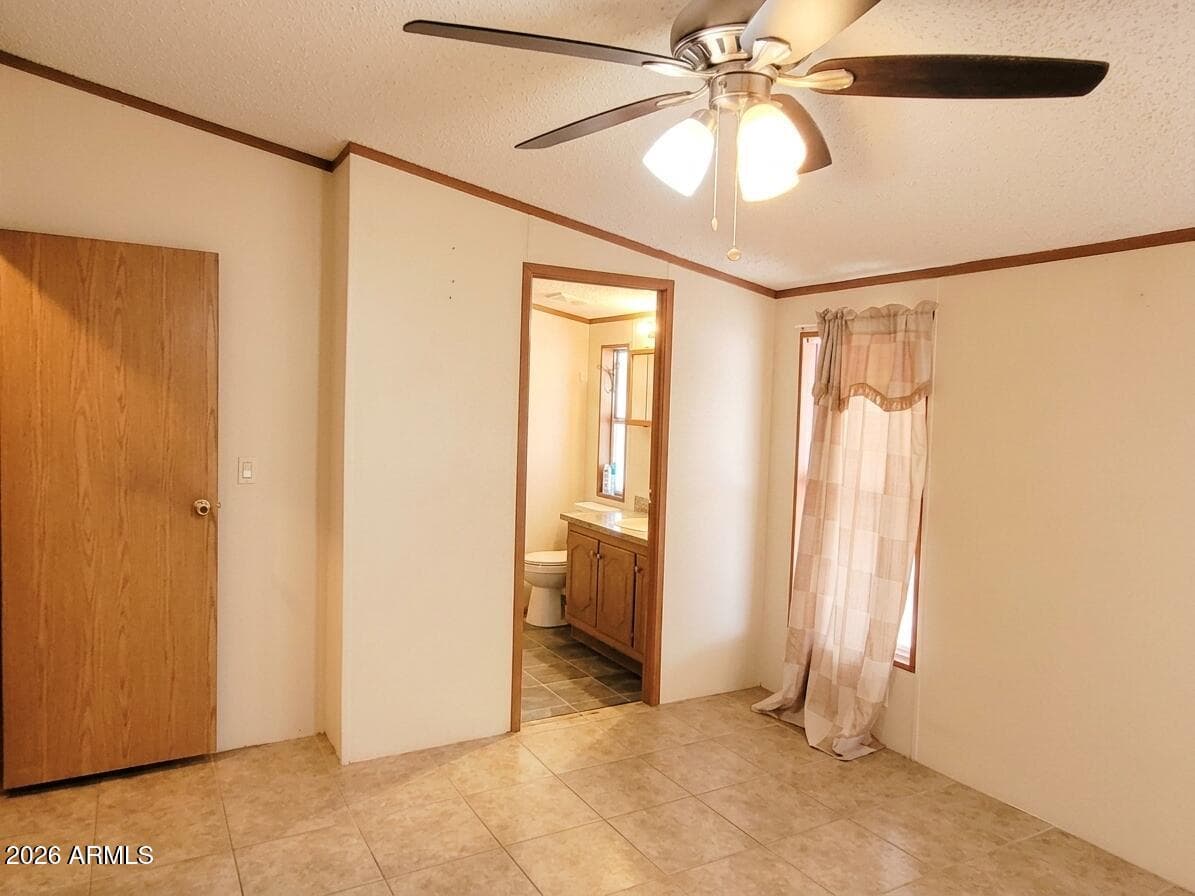8427 W GLENDALE Avenue 183, Glendale, AZ 85305 — photo 10 of 15