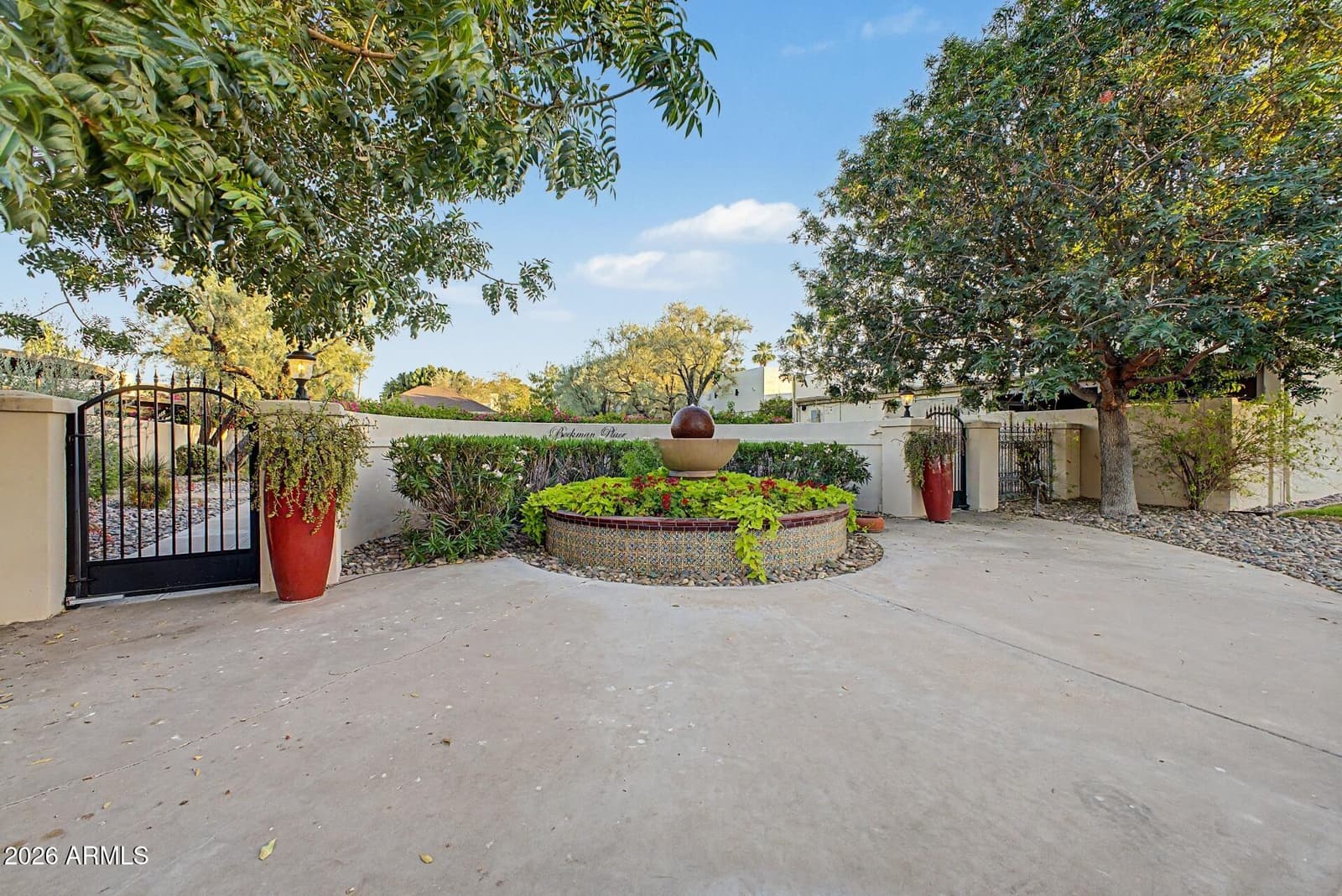2631 E BEEKMAN Place, Phoenix, AZ 85016 — photo 33 of 43