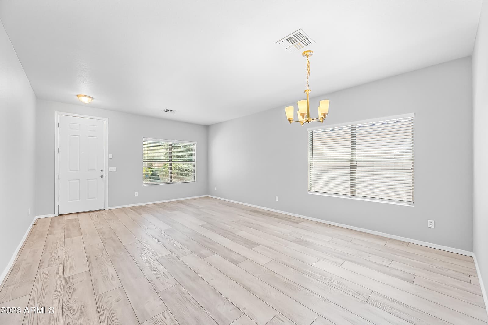2821 W SANTA CRUZ Avenue, San Tan Valley, AZ 85144 — photo 6 of 35
