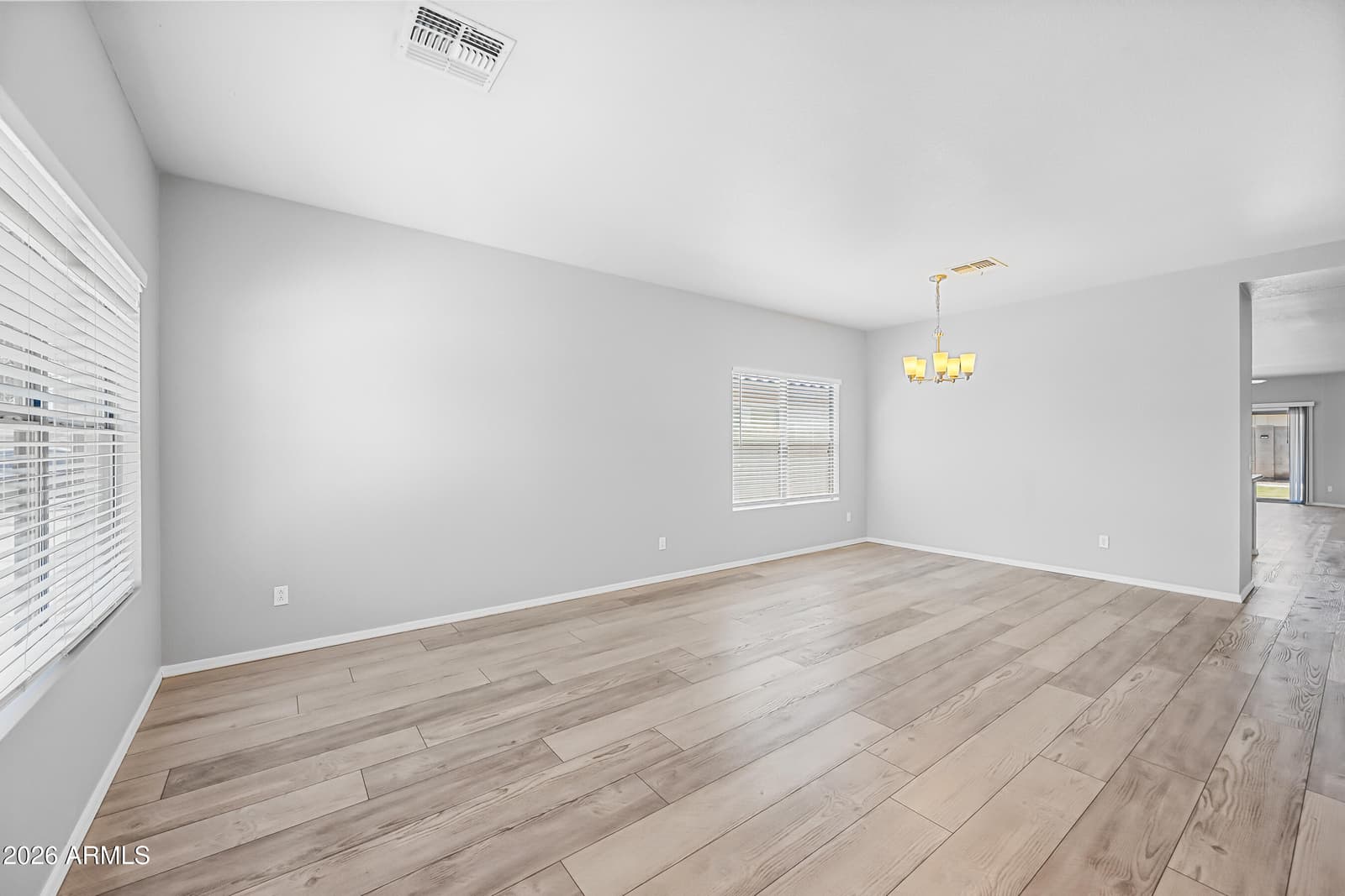 2821 W SANTA CRUZ Avenue, San Tan Valley, AZ 85144 — photo 5 of 35