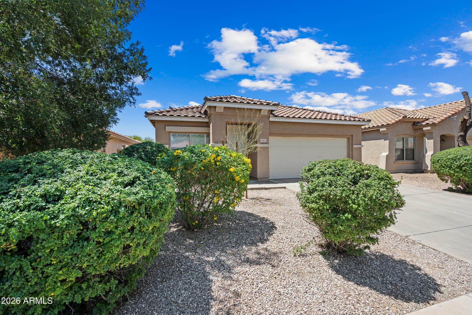 2821 W SANTA CRUZ Avenue, San Tan Valley, AZ 85144 — photo 2 of 35