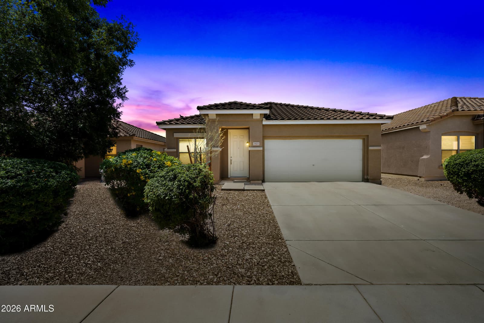 2821 W SANTA CRUZ Avenue, San Tan Valley, AZ 85144 — photo 4 of 35