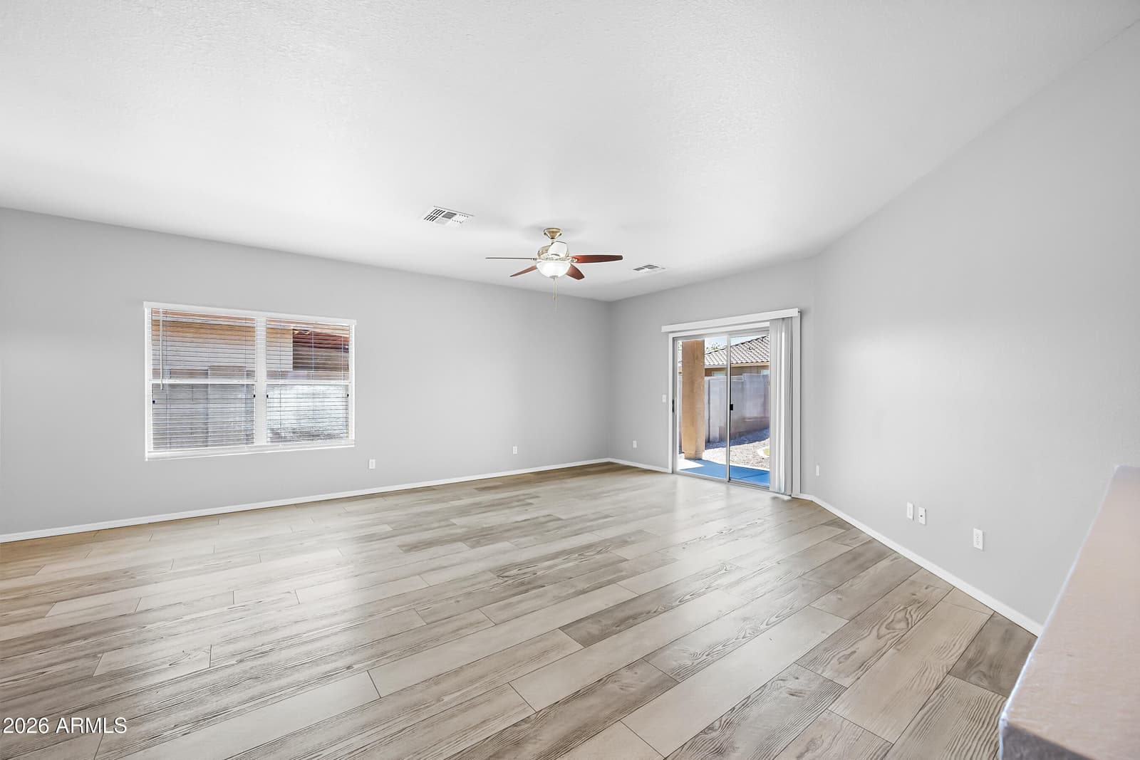 2821 W SANTA CRUZ Avenue, San Tan Valley, AZ 85144 — photo 10 of 35