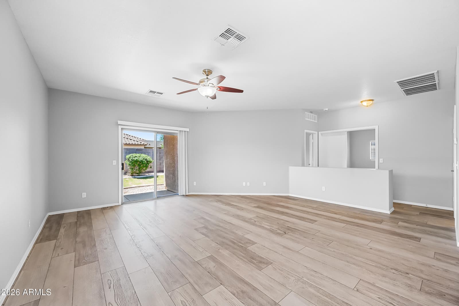 2821 W SANTA CRUZ Avenue, San Tan Valley, AZ 85144 — photo 11 of 35