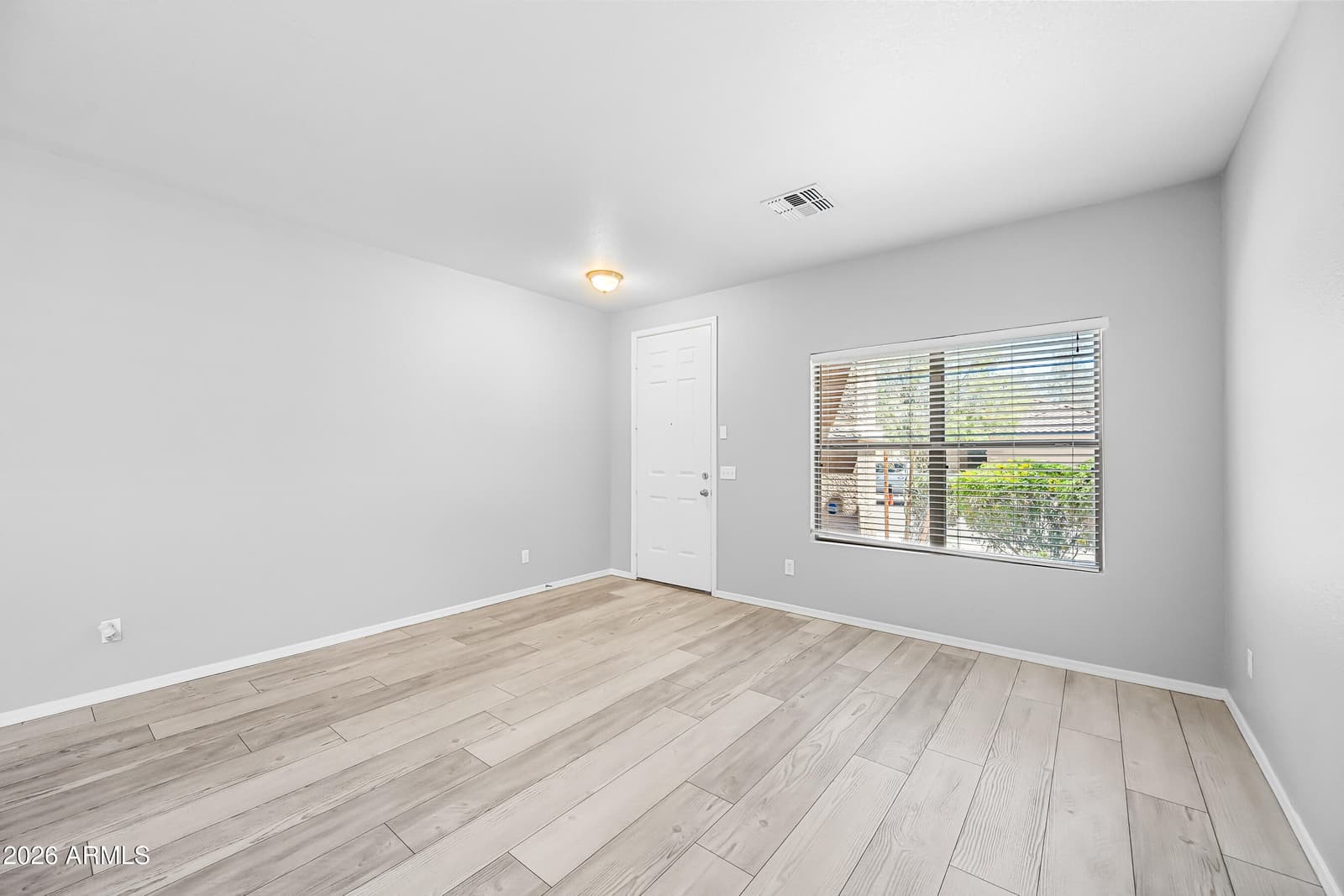 2821 W SANTA CRUZ Avenue, San Tan Valley, AZ 85144 — photo 14 of 35