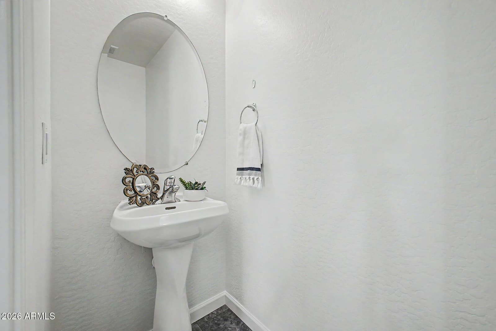 1337 W HEREFORD Drive, San Tan Valley, AZ 85143 — photo 15 of 40