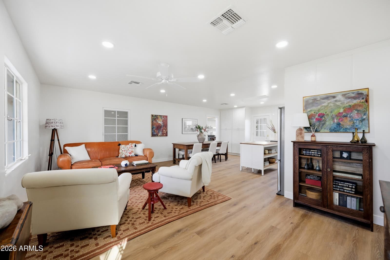 929 W TURNEY Avenue, Phoenix, AZ 85013 — photo 13 of 44