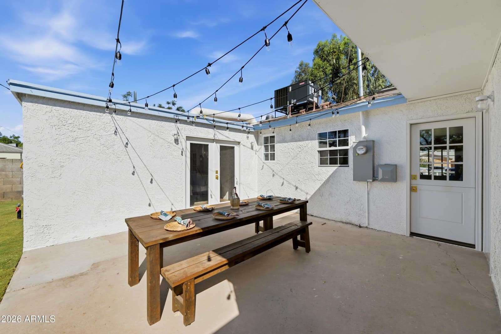 929 W TURNEY Avenue, Phoenix, AZ 85013 — photo 43 of 44