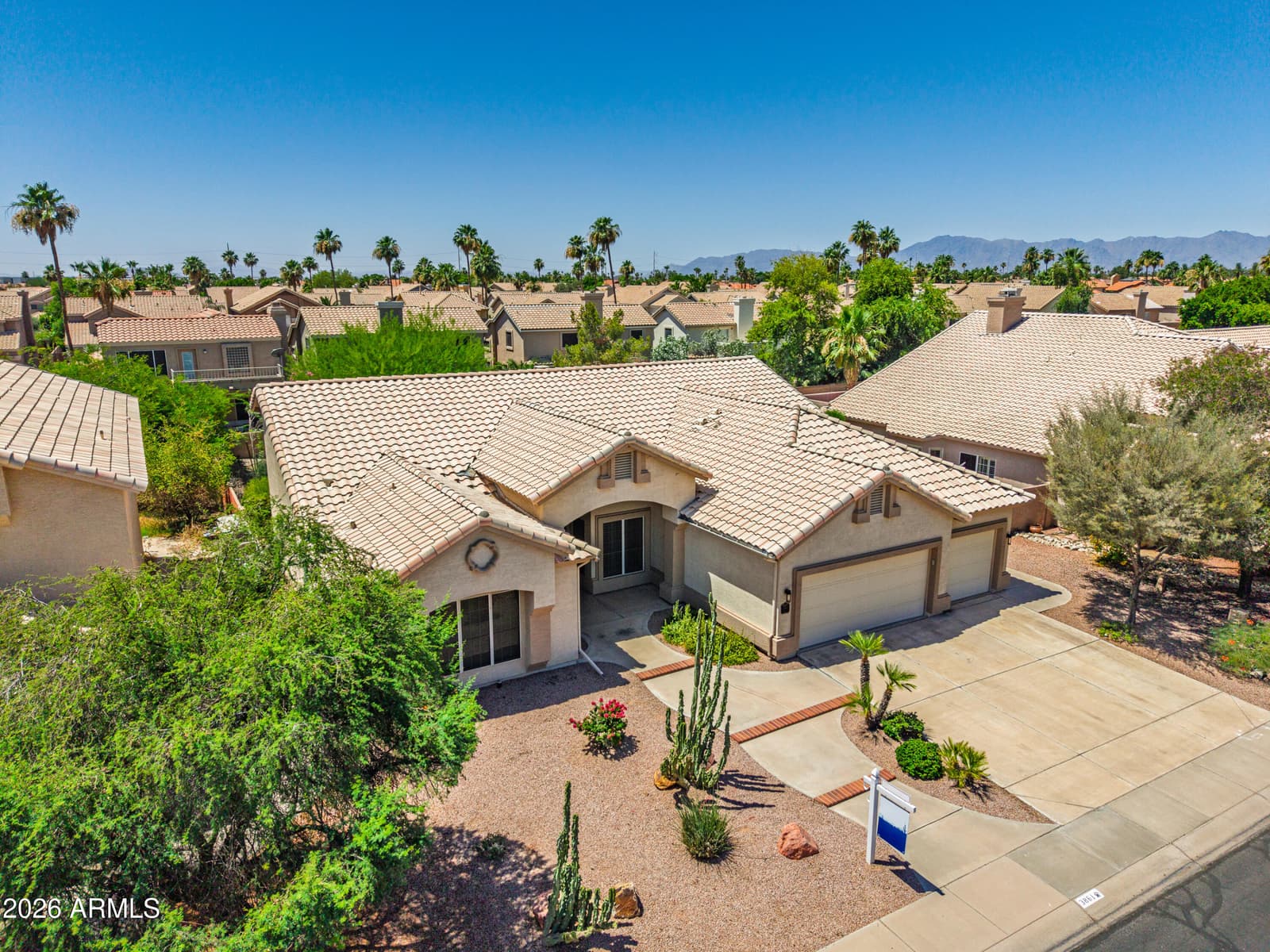 3861 E AMBERWOOD Drive, Phoenix, AZ 85048 — photo 52 of 65