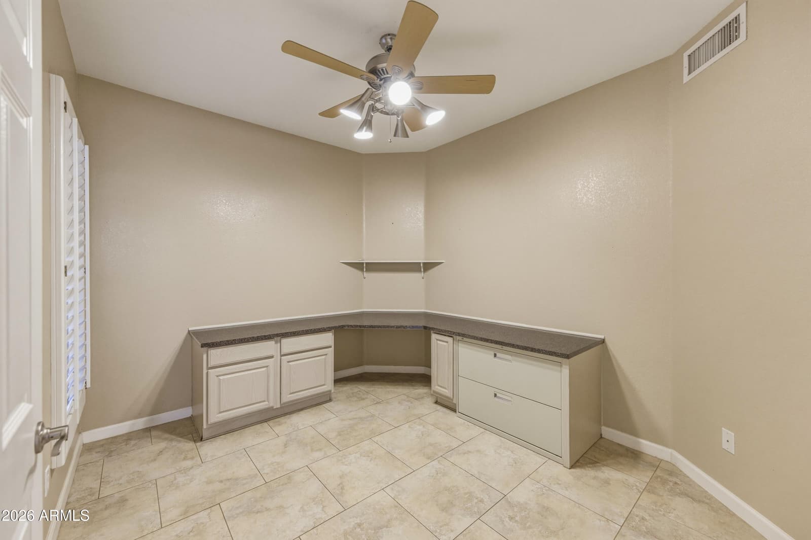 3861 E AMBERWOOD Drive, Phoenix, AZ 85048 — photo 18 of 65