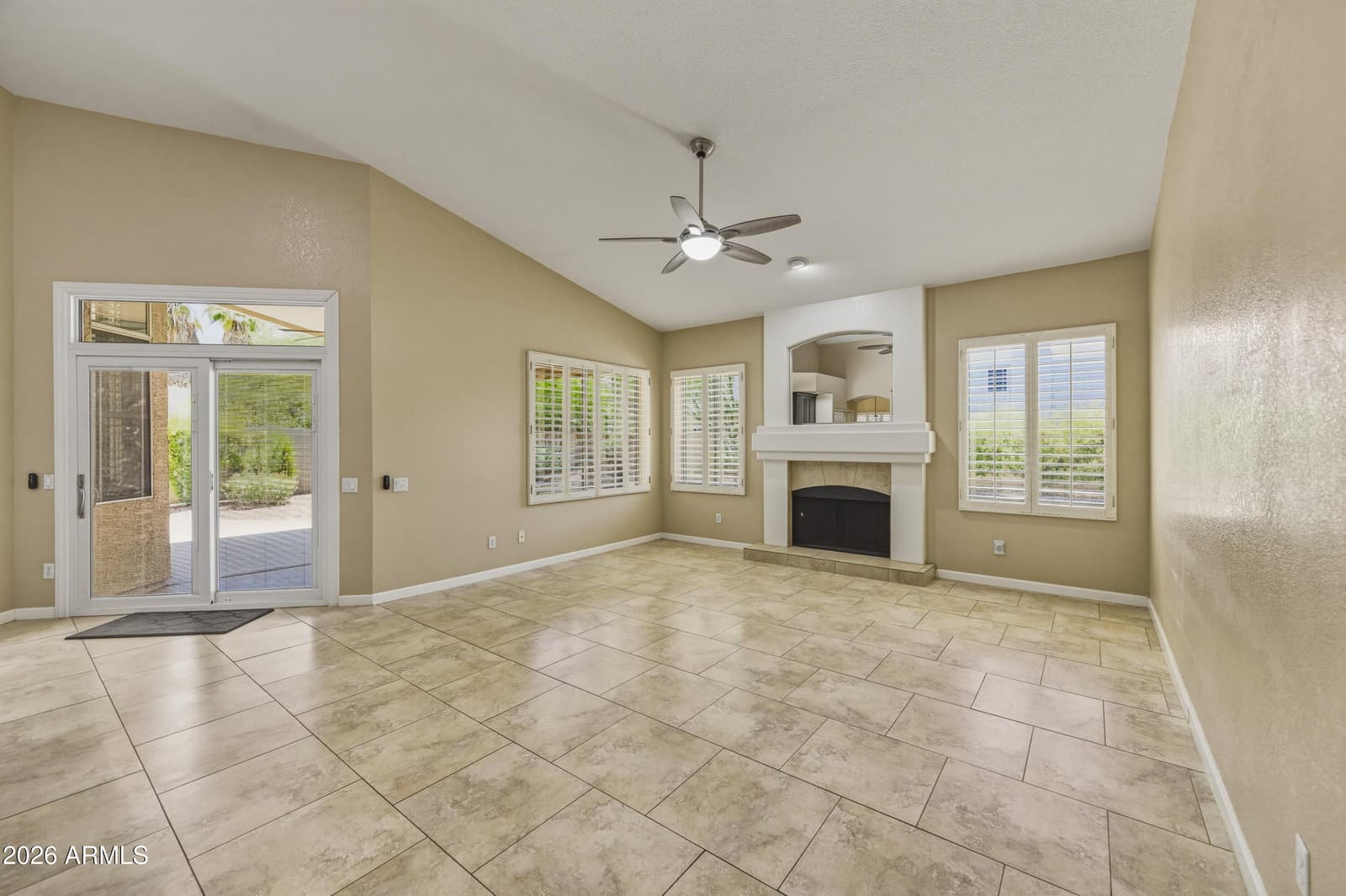 3861 E AMBERWOOD Drive, Phoenix, AZ 85048 — photo 11 of 65
