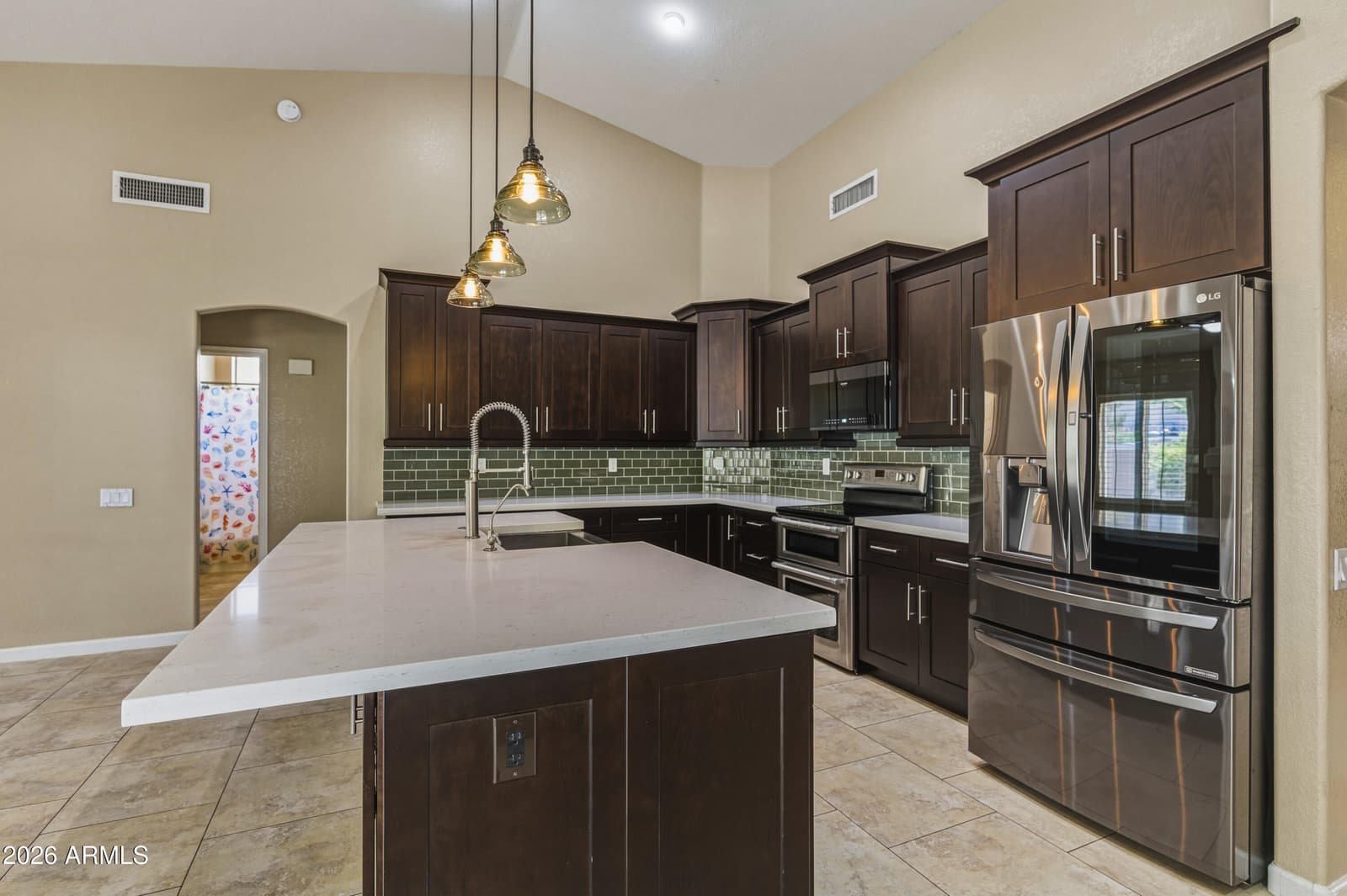 3861 E AMBERWOOD Drive, Phoenix, AZ 85048 — photo 7 of 65