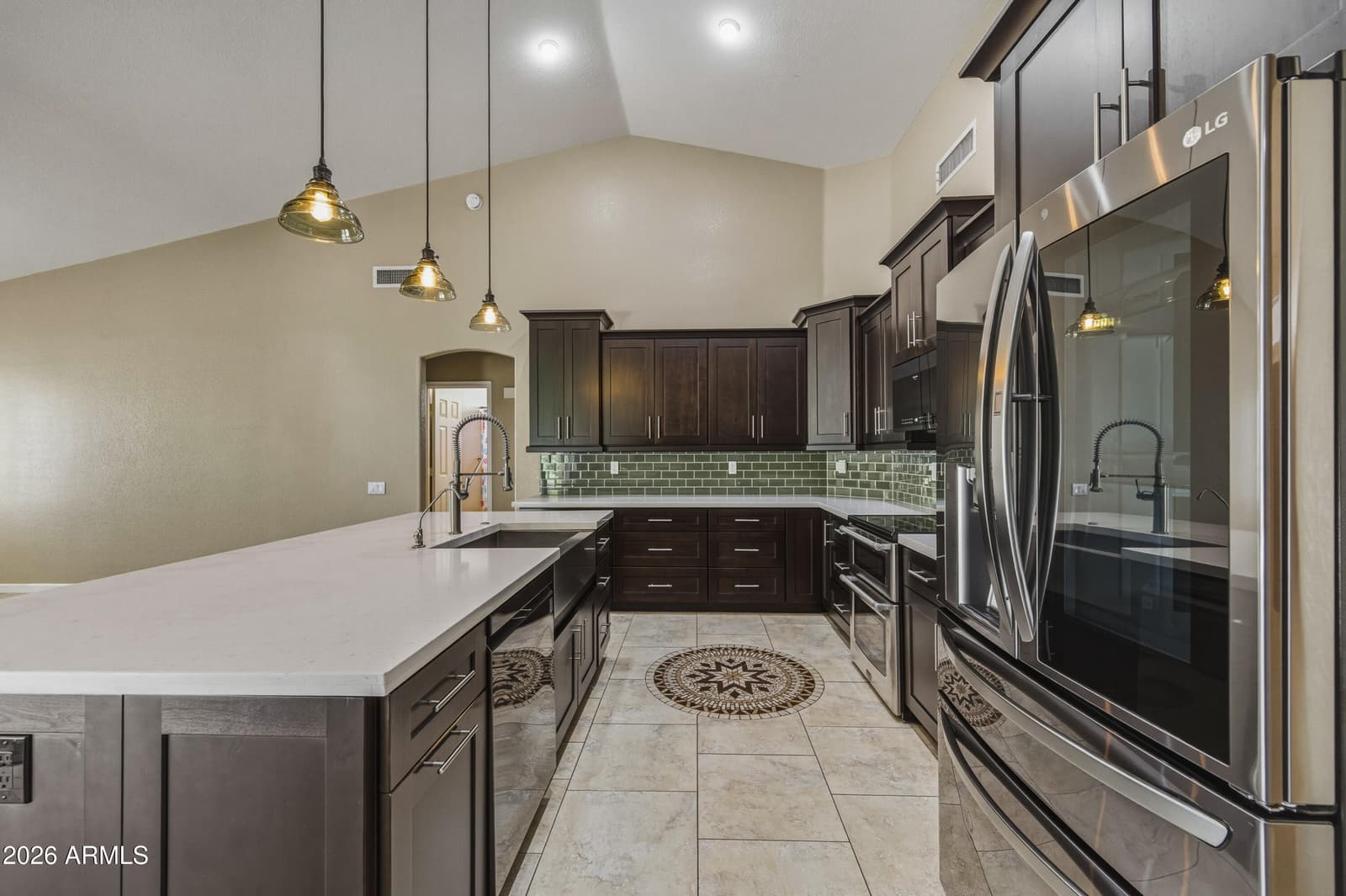 3861 E AMBERWOOD Drive, Phoenix, AZ 85048 — photo 8 of 65