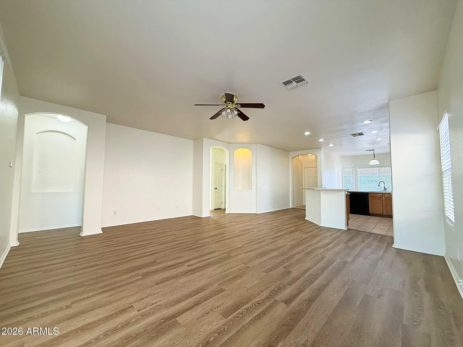 15 S 119th Avenue, Avondale, AZ 85323 — photo 8 of 28