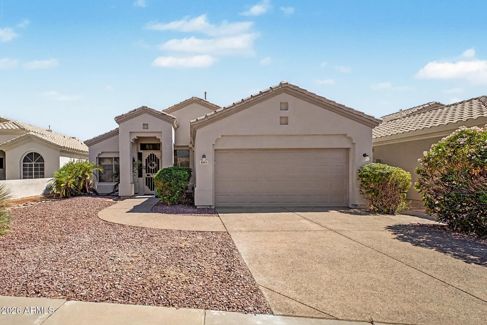 8143 E MICHELLE Drive, Scottsdale, AZ 85255 — photo 1 of 27